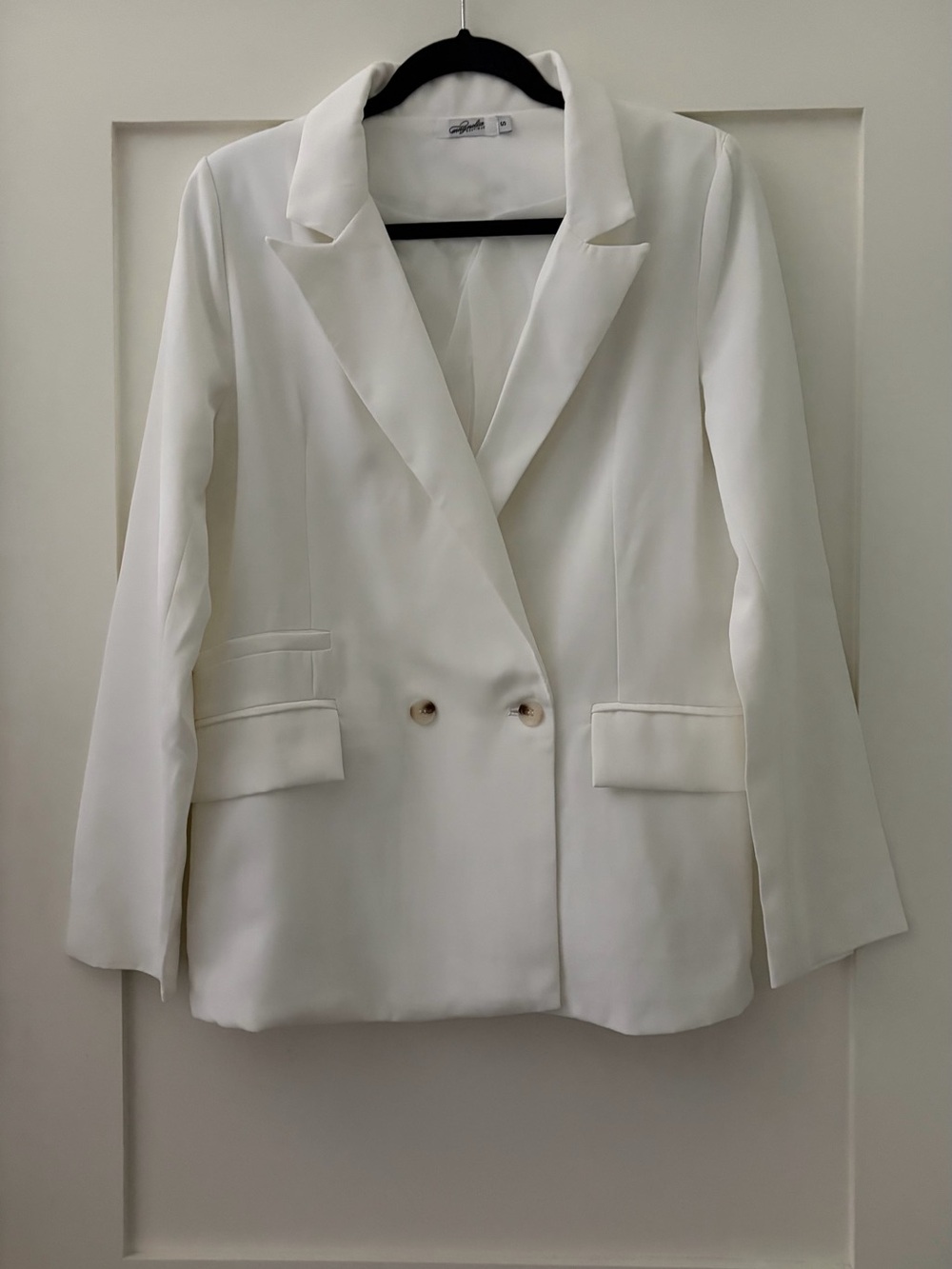 Magnolia White Double-Breasted Women's Blazer